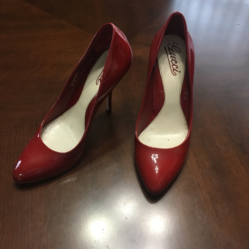 Gucci heels